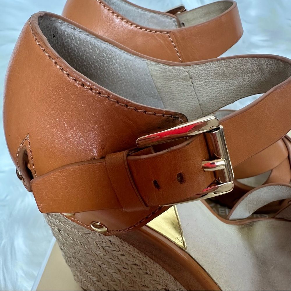 Michael Kors Somerly Wedge - Picture 9 of 14